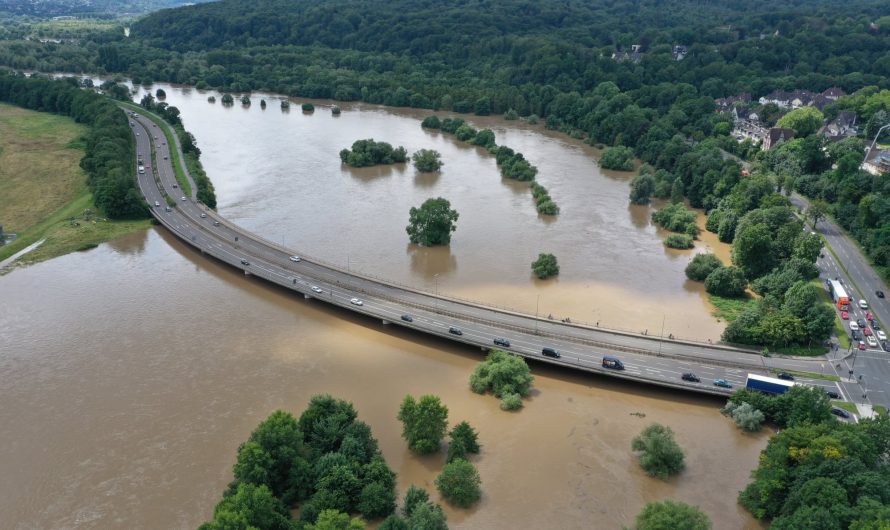 Death toll exceeds 170 as Germany and Belgium hit by devastating floods