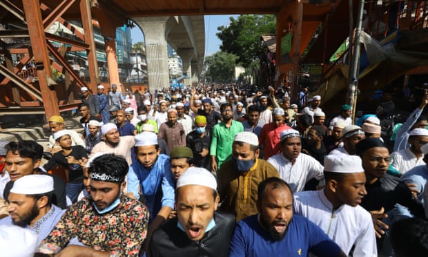 Seven dead after violence erupts during Hindu festival in Bangladesh