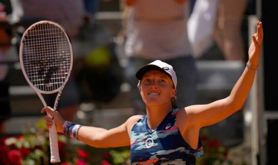 Swiatek equals Serena Williams with 27-match winning streak